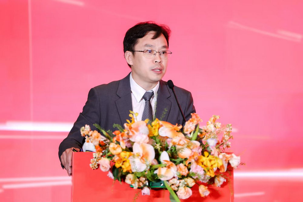 彭坤律师在刑辩论坛上发表主题演讲